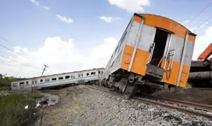 derailed train